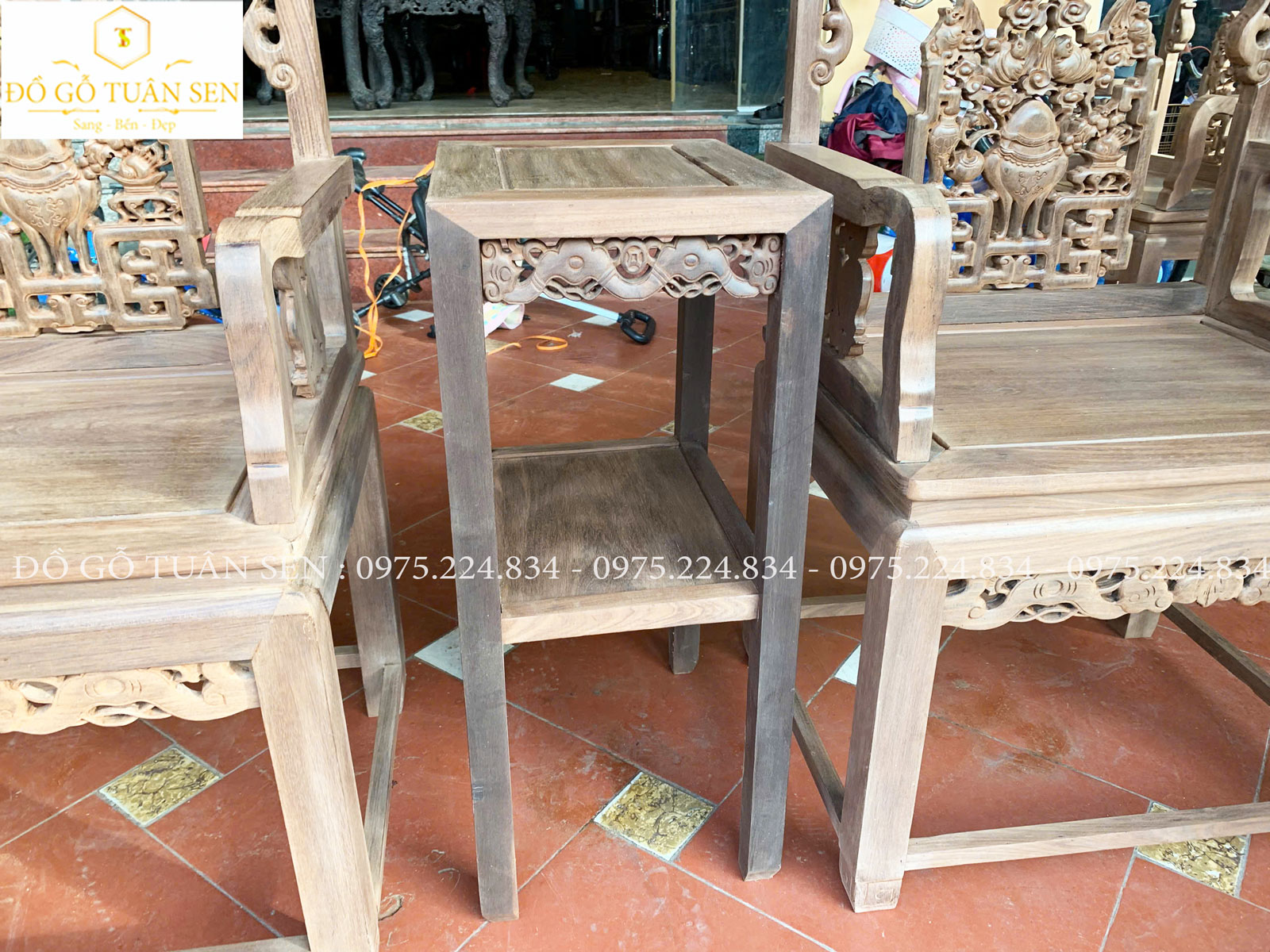 Thông tin kích thước chi tiết bộ bàn ghế vách V02